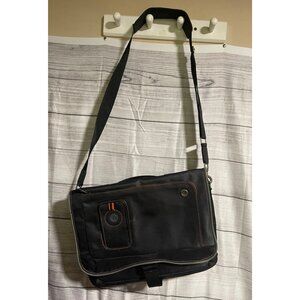 Targus Black Urban Messenger Laptop Shoulder Bag With Adjustable Strap